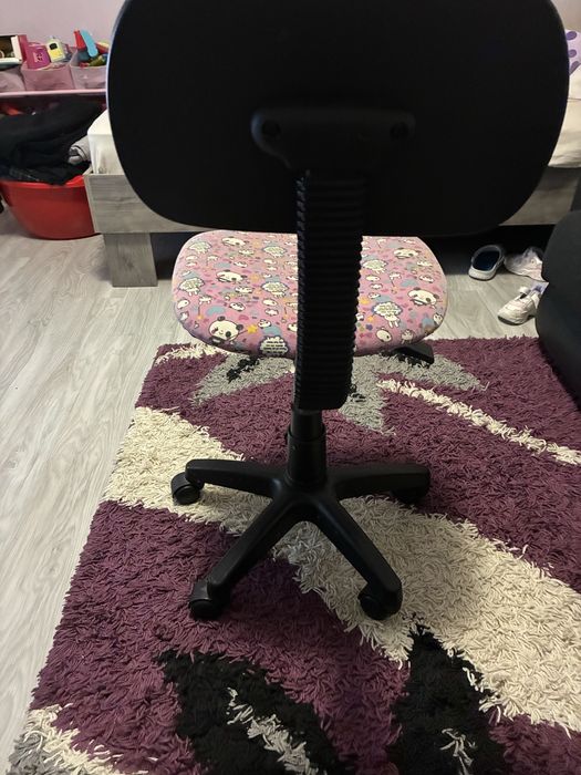 Детски стол за бюро