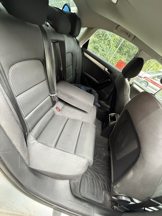 Audi a4 b8 2.0tdi caga 143cp km real !