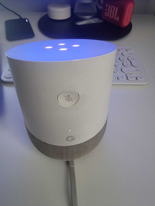Boxa google home vocal assistent