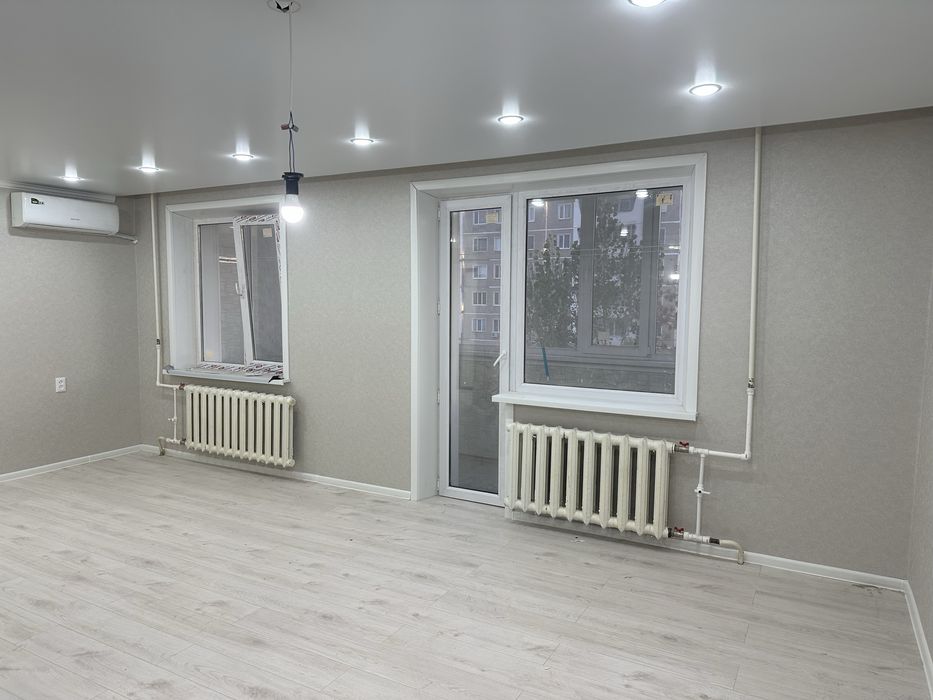 Продам полуторку 6 мкр 1 дом