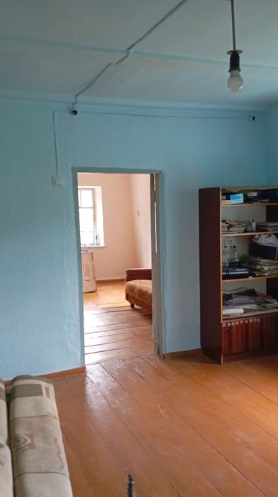 Продам два дома.