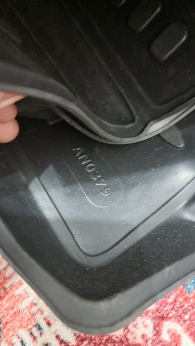 Коврик для автомобилей