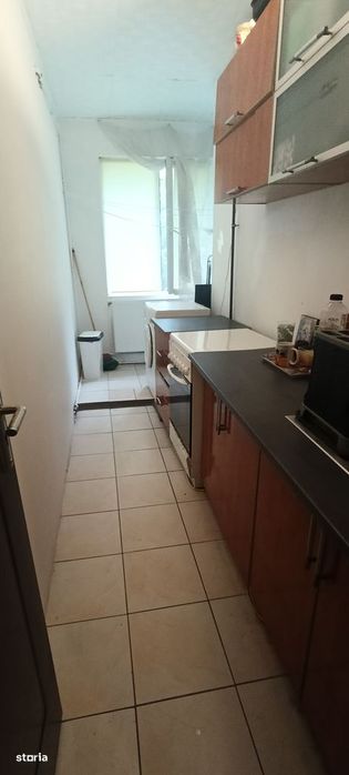 Apartament parter/piața Iancului