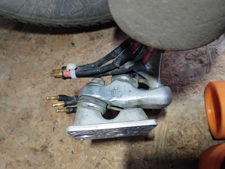 Roti cu motor electric 24v + ax skateboard / longboard + rezerve