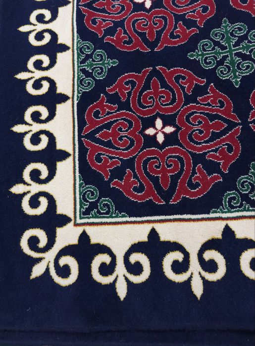 Продаётся новый шерстяной ковер (фабрика Монголия)