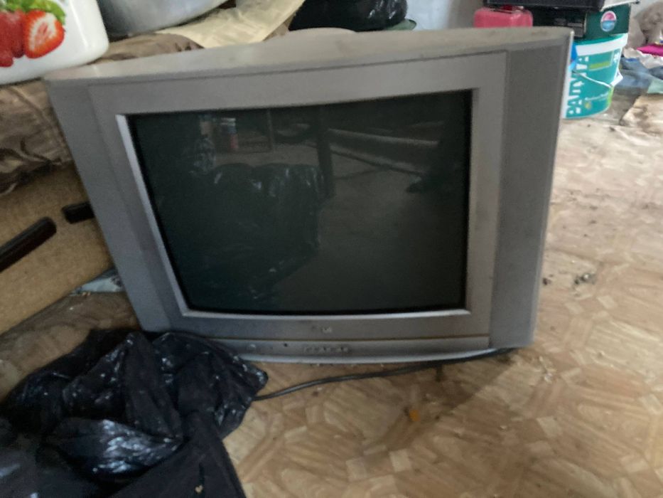 Продам телевизор