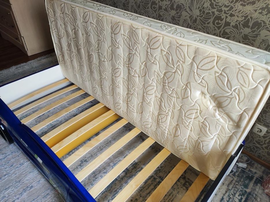 Детский машина кровать