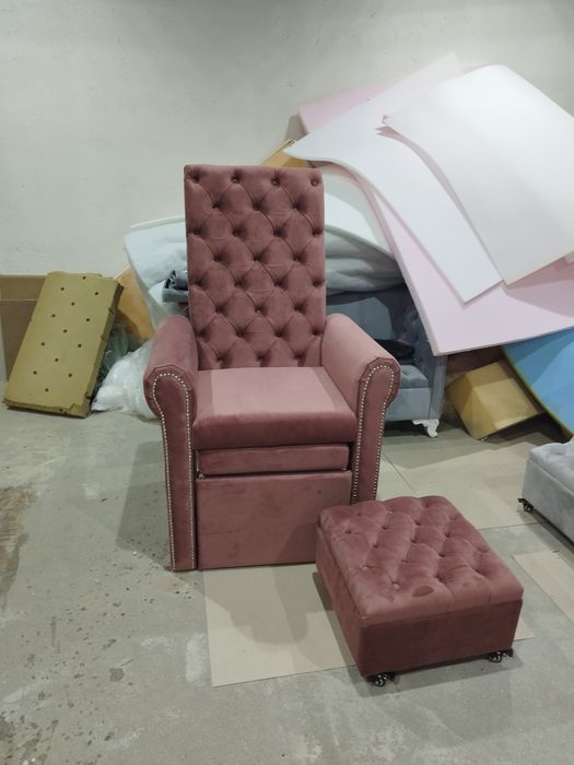 Стол  за  педикюр