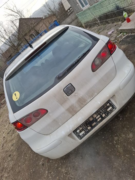 Vand haion complect +luneta seat ibiza în 2 usi