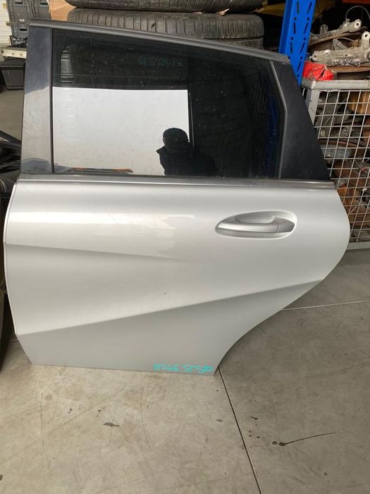Usa spate stg Mercedes B class W246