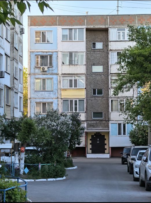 Продаю квартиру улучшенной планировки