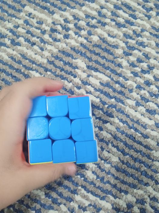 Kubik rubik aqlni charqlovchi