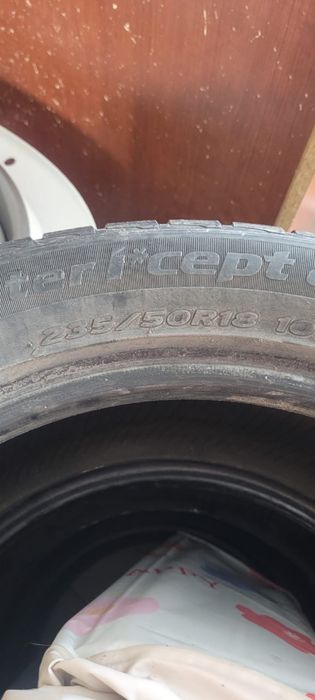 Шина для автомашины