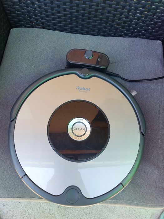 Прахосмукачка робот irobot