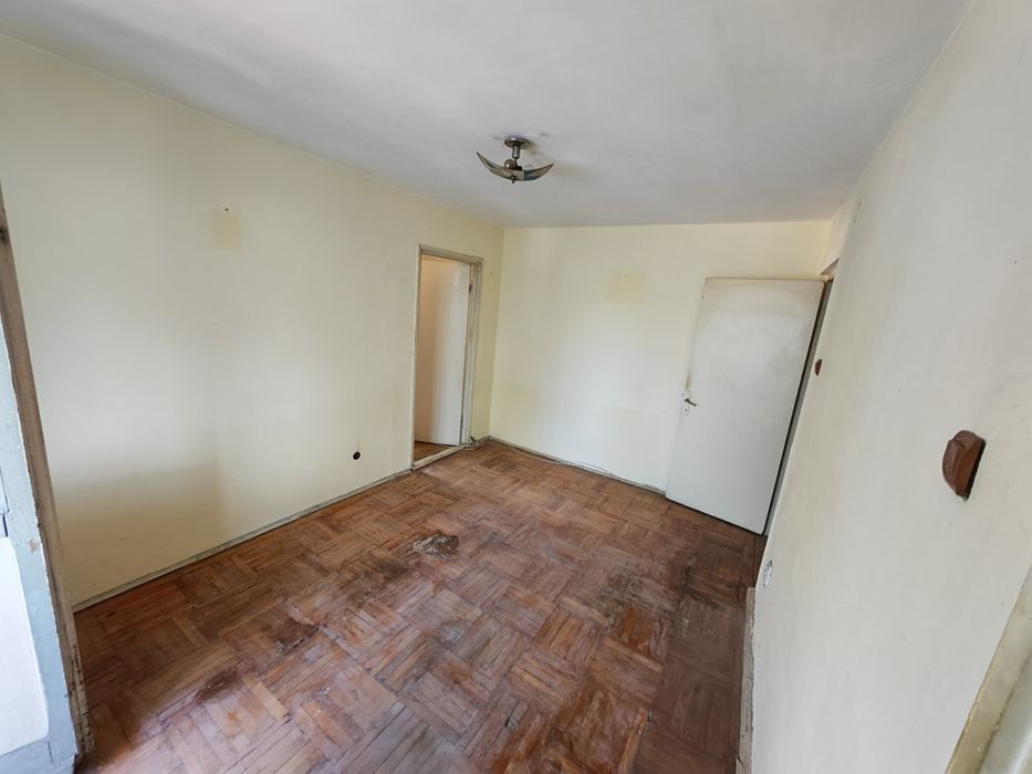 Apartament de vânzare 2 camere, 34mp etaj 1, Caracal cartier Libertati