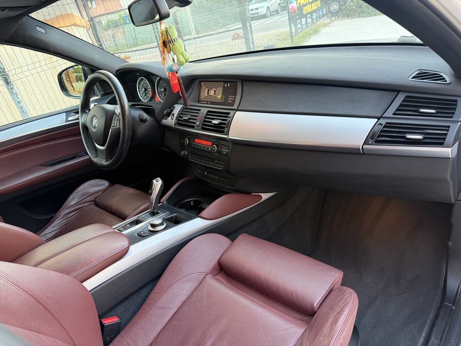 BMW X6 xDrive35d 286 CP