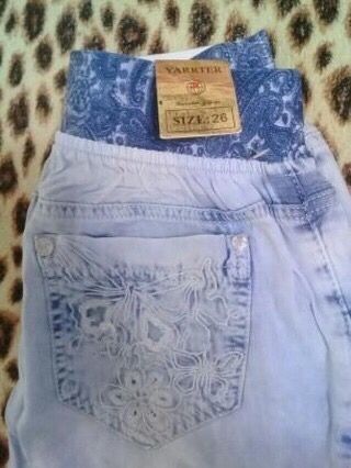 Продам джинсы на лето