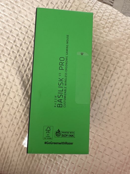 Чисто нова геймърска мишка