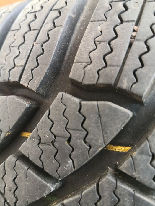 205 50 17 цола гуми като нови Bridgestone dot 23