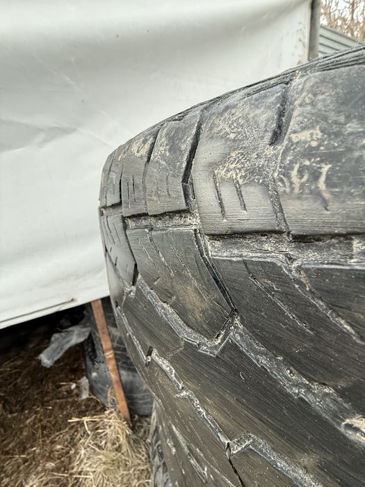 Продам шину 285/75/16