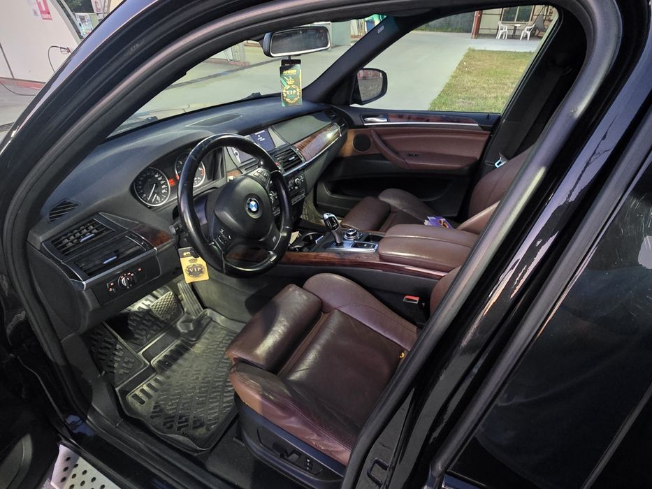 BMW X5 2010 — imagine 5