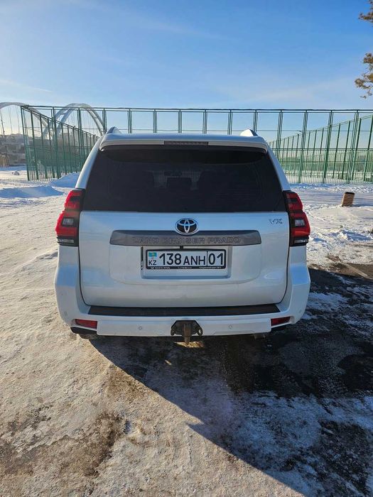 Toyota Land Cruiser Prado 2022 г.