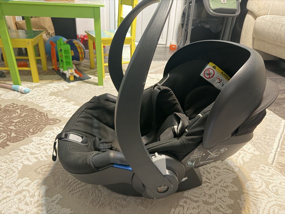 Scoica,Scaun auto plus baza isofix Babyzen BeSafe