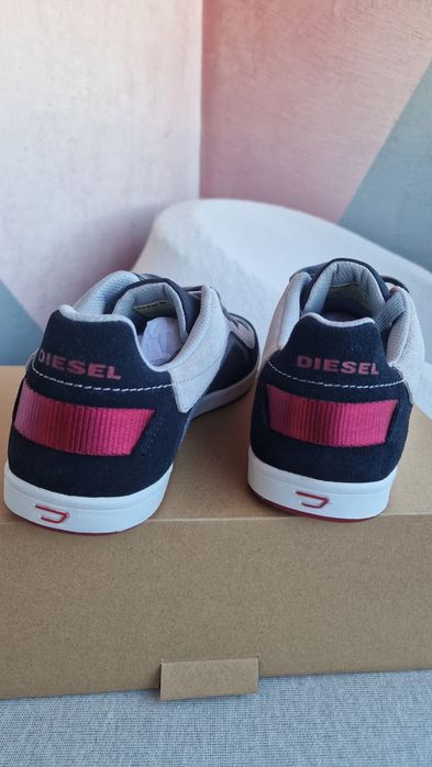Чисто нови мъжки кецове DIESEL (44)