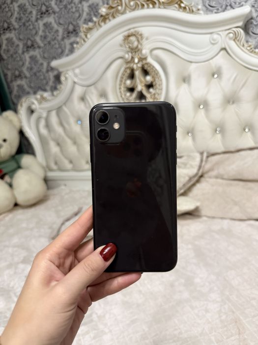 Айфон 11, в черном цвете