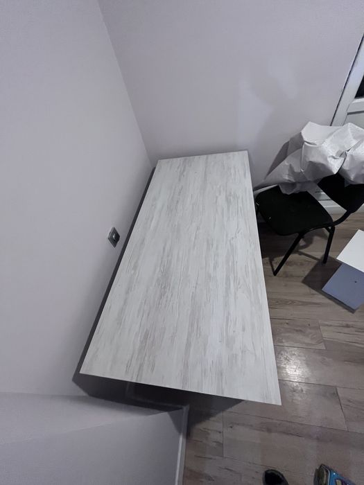 Продам стол-парту