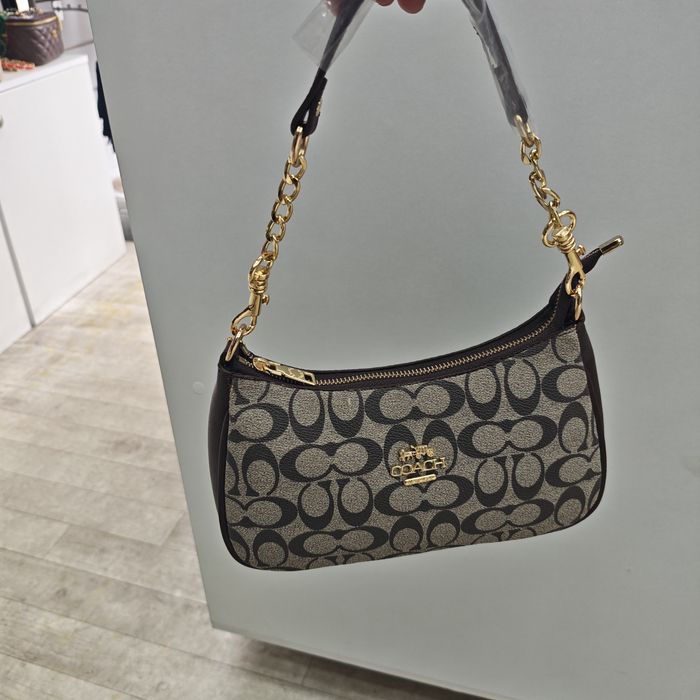 Coach топ модел дамски чанти