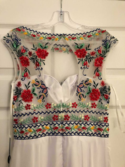 VAND rochie de mireasa/cununie