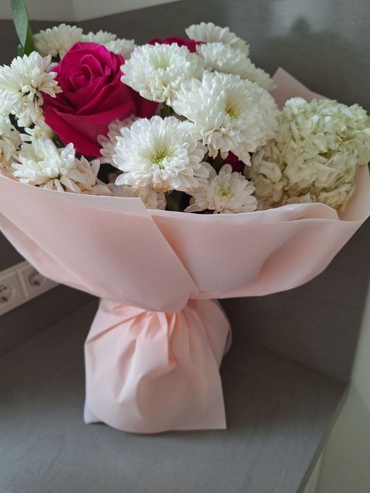 Букет из нежных роз