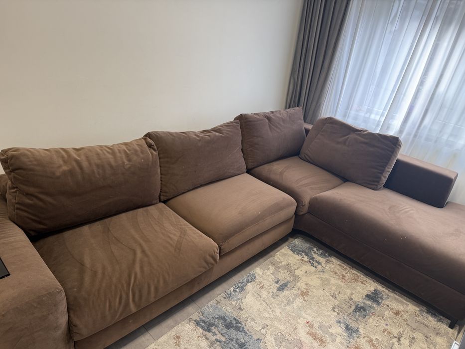 Canapea pe colt extensibila