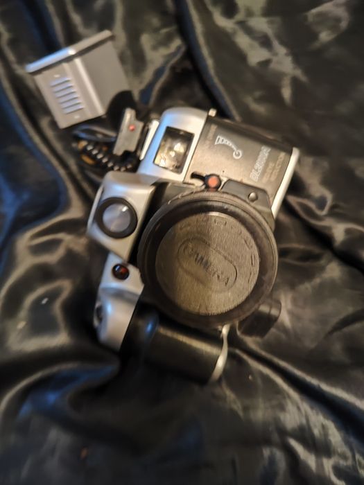 Aparat foto profesional Sony vintage cu gentuta