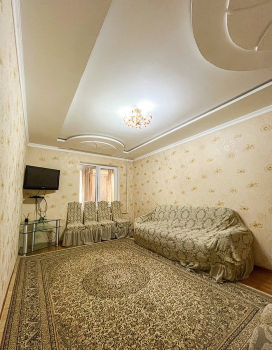 2/2/4 Буз-2,ЭКО Базар,ориентир 49 школа,Тараканчик,77 серия,кирпич