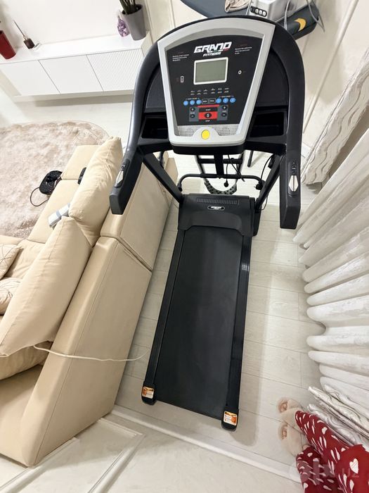Продается беговая дорожка Grand Fitness GT-968 (состояние новой!)