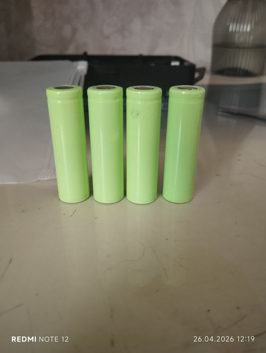 Аккумуляторы 3,7 , 500 mAh.