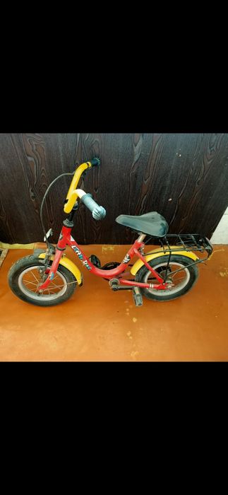 Yosh bolalar uchun Velosipedlar.