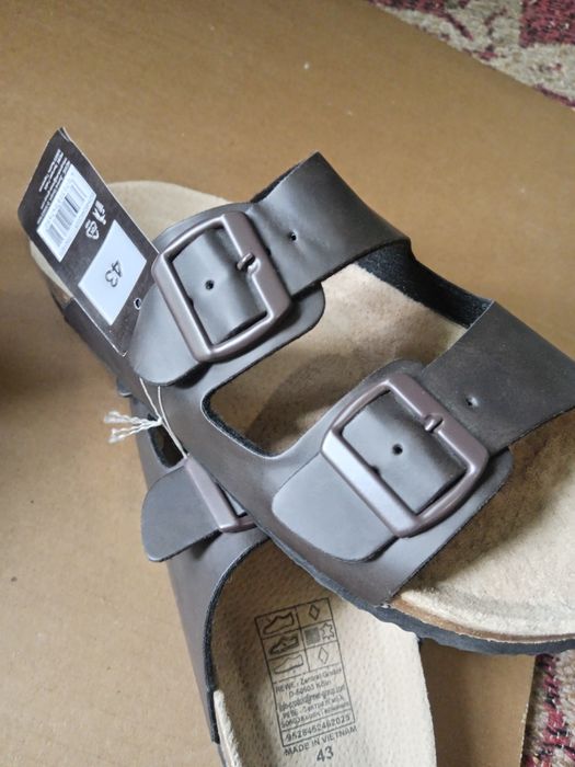 Vând papuci piele  și mocasini Nr. 43