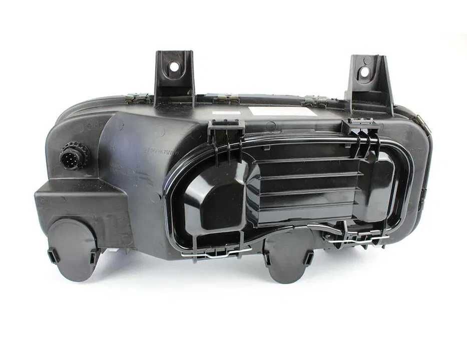 Фарове Фар за Мерцедес Атего / Mercedes ATEGO / 1998 - 2004