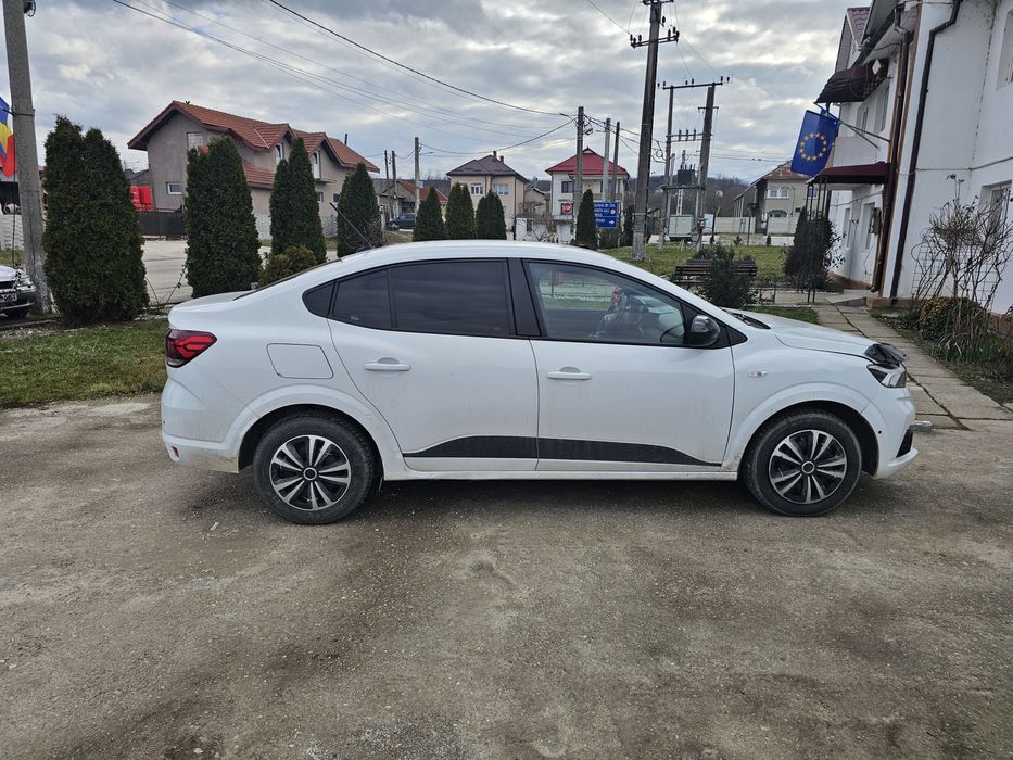 Dacia logan bezina plus gpl pret 7950 euro