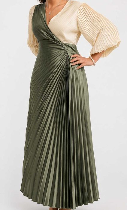 Rochie plisata din satin Asos Design – mărimea 36 (S-M)
