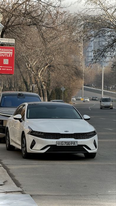 Kia K5  2L mator 2021