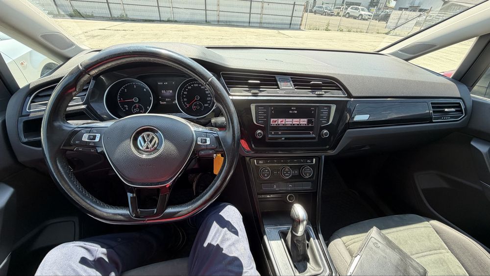 VOLKSWAGEN Touran 2016 — imagine 5