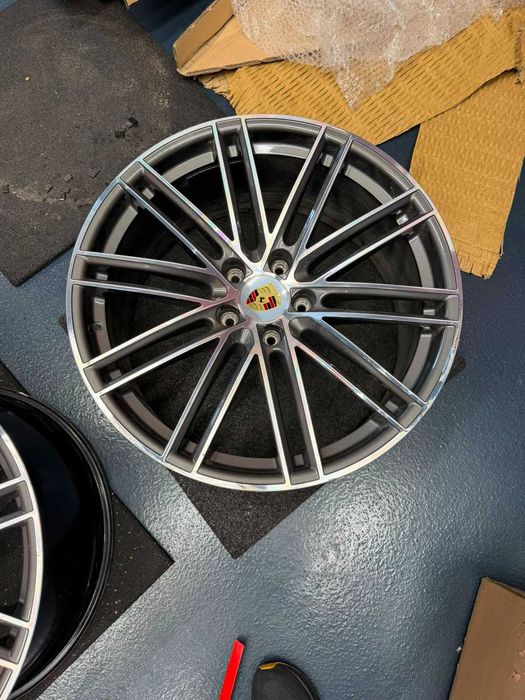 Jante Porsche Cayenne turbo S 22 inch