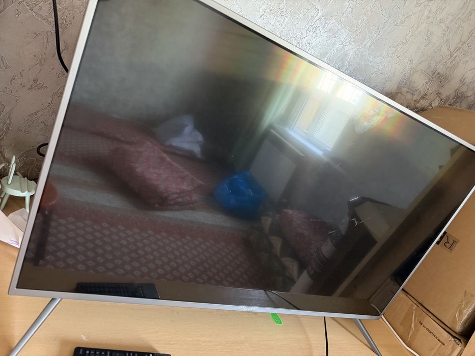 Телевизор  самсунг