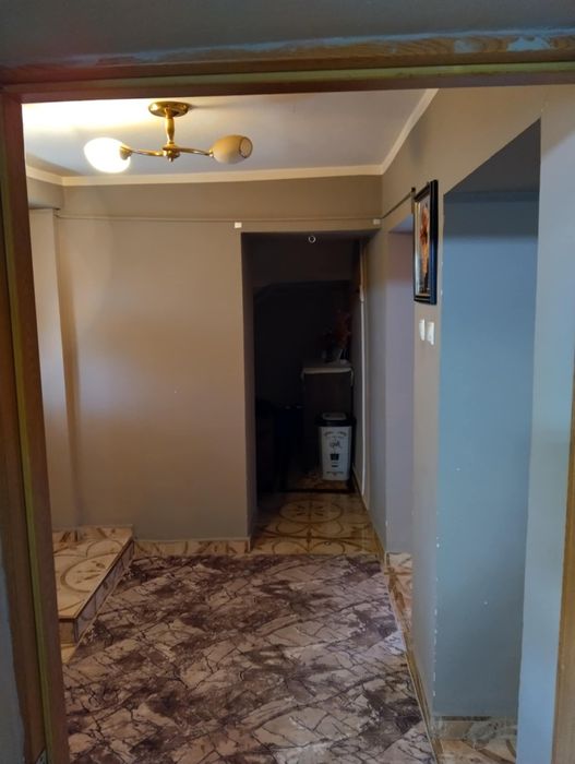 Продавасе двоетажна къща напълно обзаведена