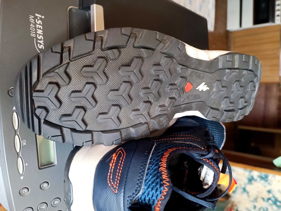 Фирменные мужские кроссы Quechua