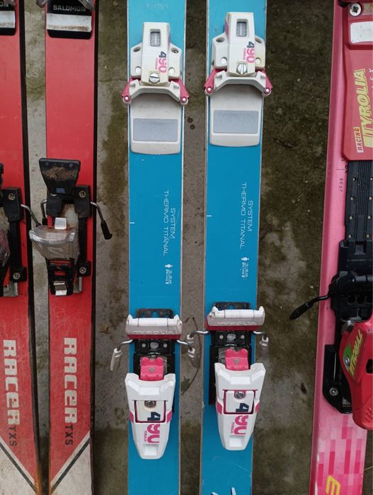 Продавам ски